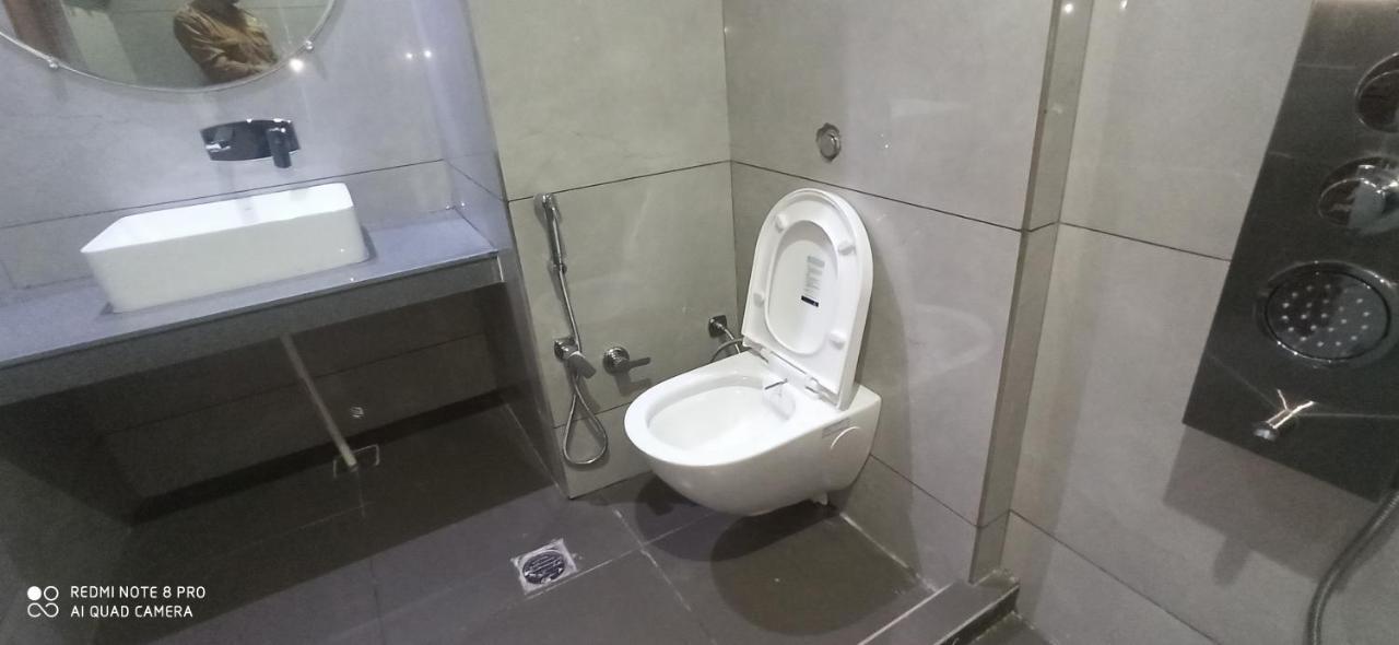 Hotel Sanjog International Amritsar Bagian luar foto