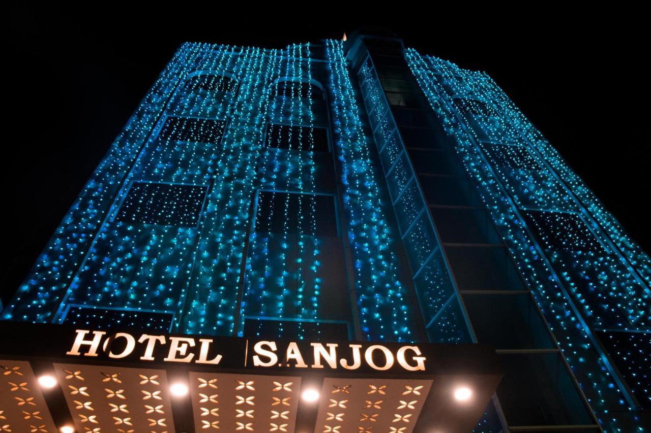 Hotel Sanjog International Amritsar Bagian luar foto