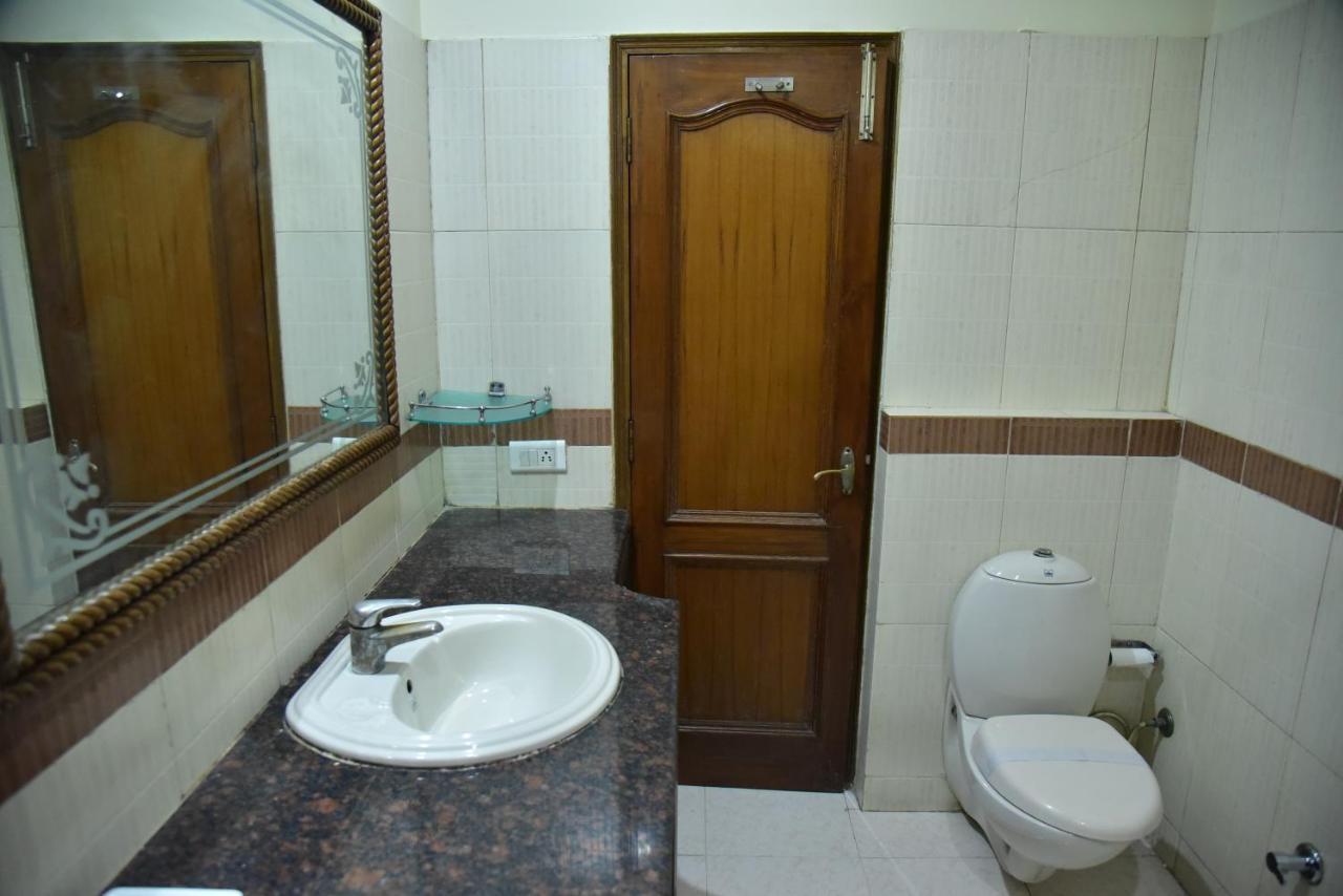 Hotel Sanjog International Amritsar Bagian luar foto