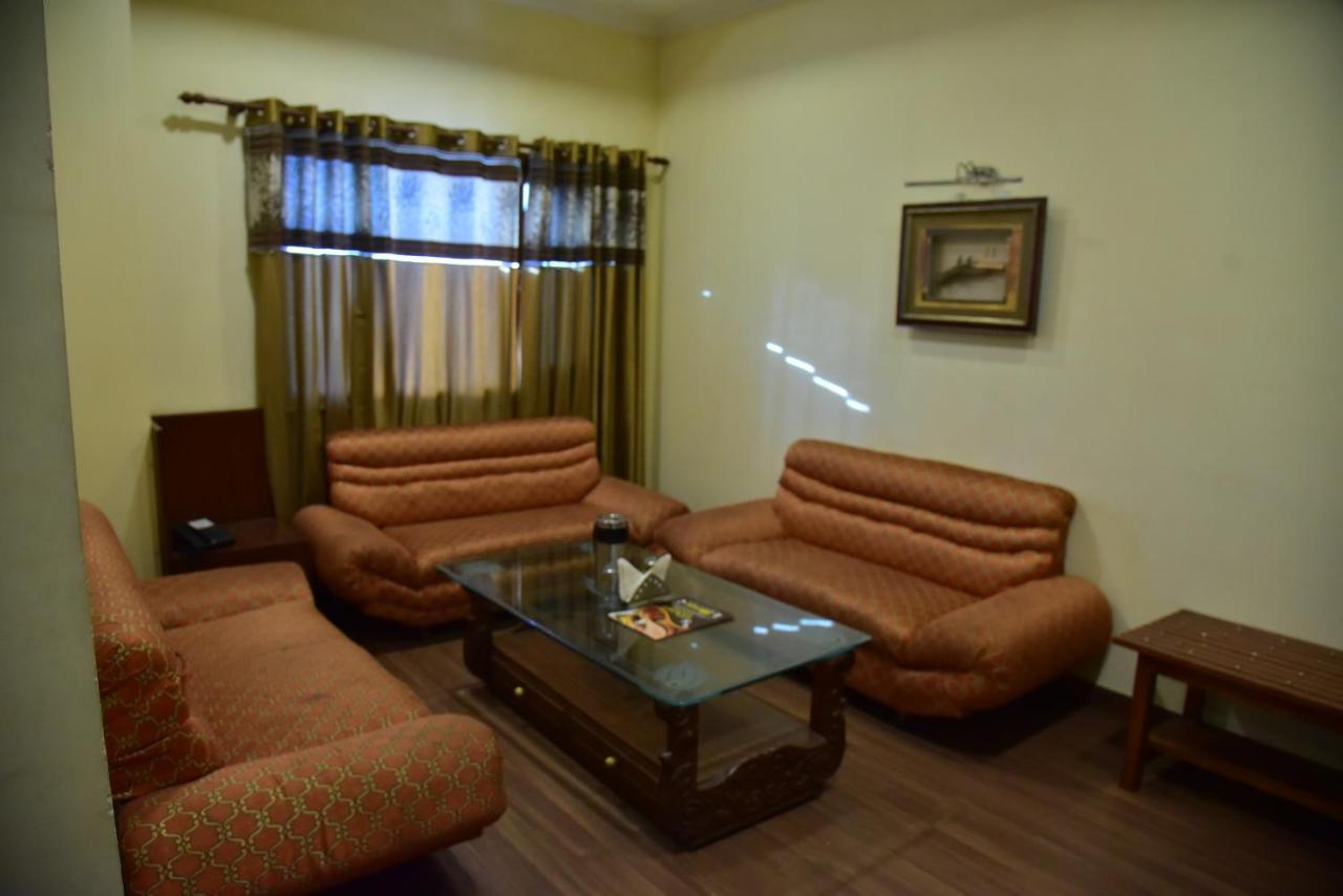 Hotel Sanjog International Amritsar Bagian luar foto