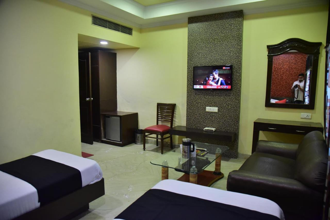 Hotel Sanjog International Amritsar Bagian luar foto