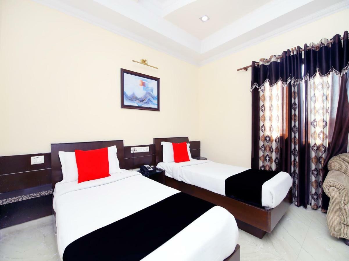 Hotel Sanjog International Amritsar Bagian luar foto