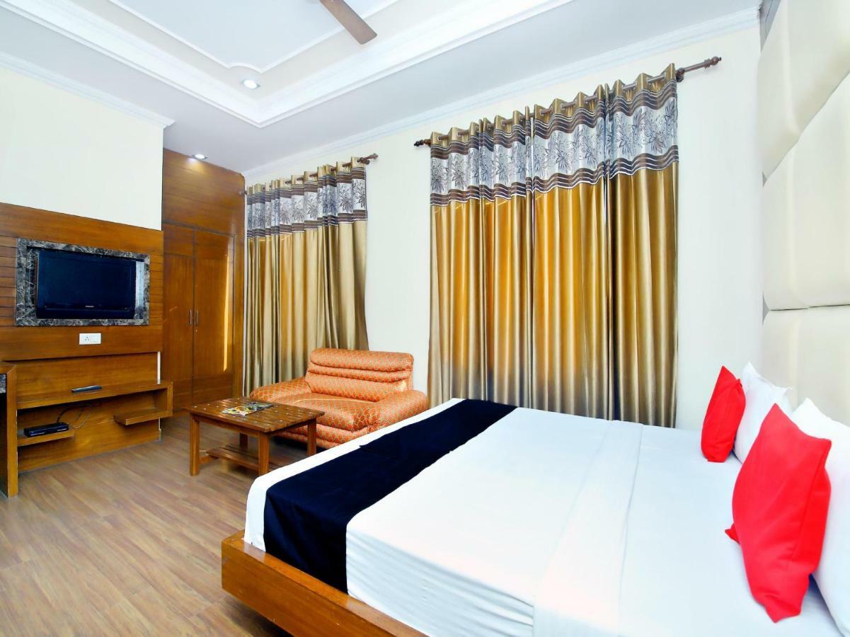 Hotel Sanjog International Amritsar Bagian luar foto