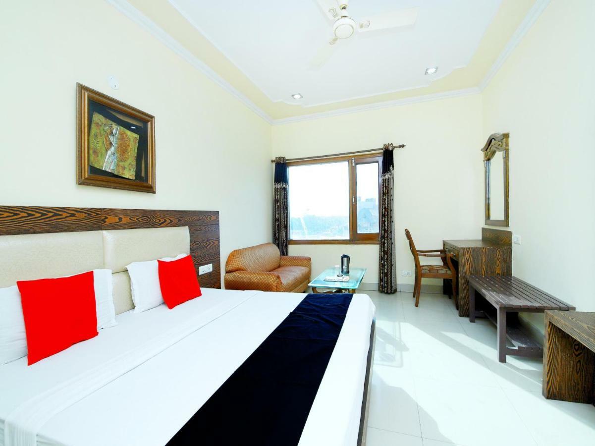 Hotel Sanjog International Amritsar Bagian luar foto