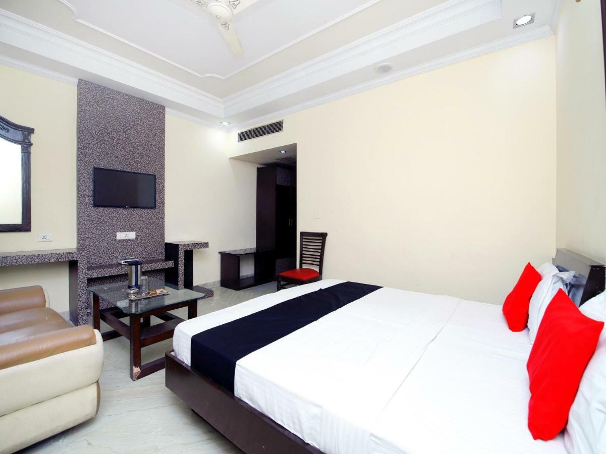 Hotel Sanjog International Amritsar Bagian luar foto
