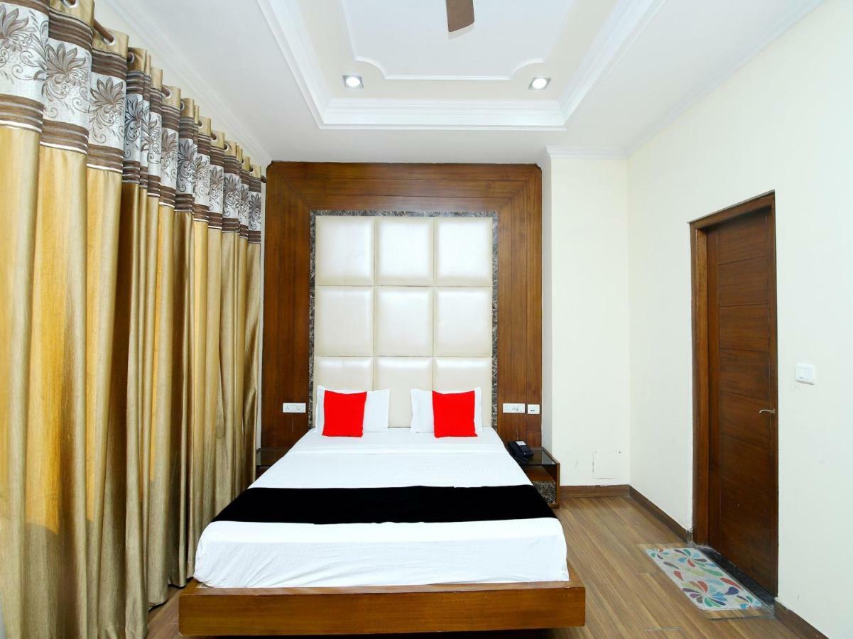 Hotel Sanjog International Amritsar Bagian luar foto