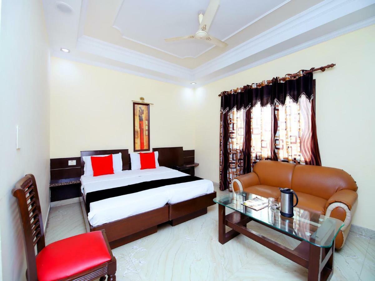 Hotel Sanjog International Amritsar Bagian luar foto